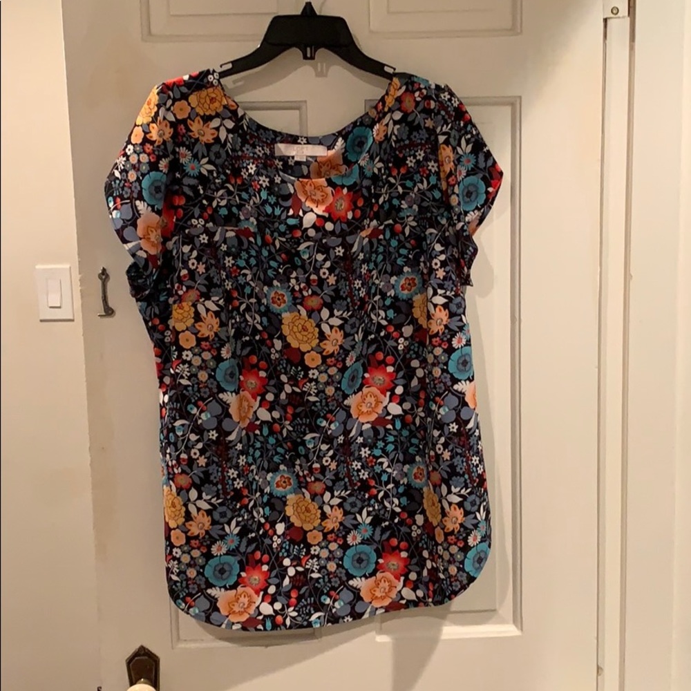 Loft short sleeve blouse